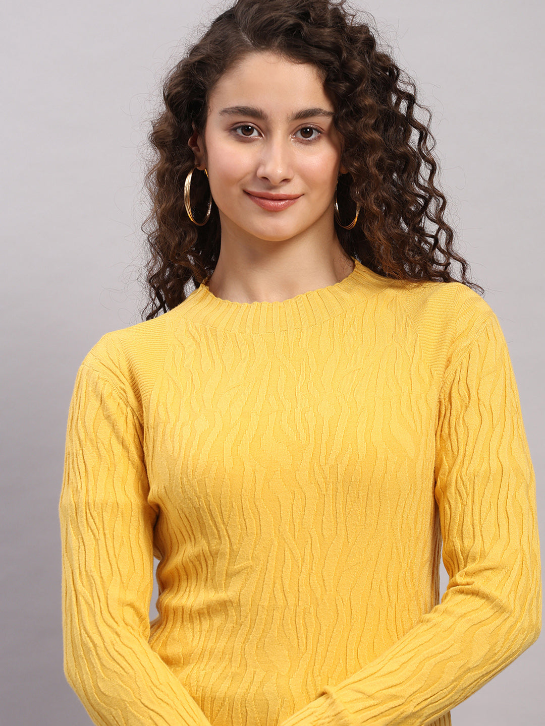 Women Yellow Printed Round Neck Full Sleeve Winter Top