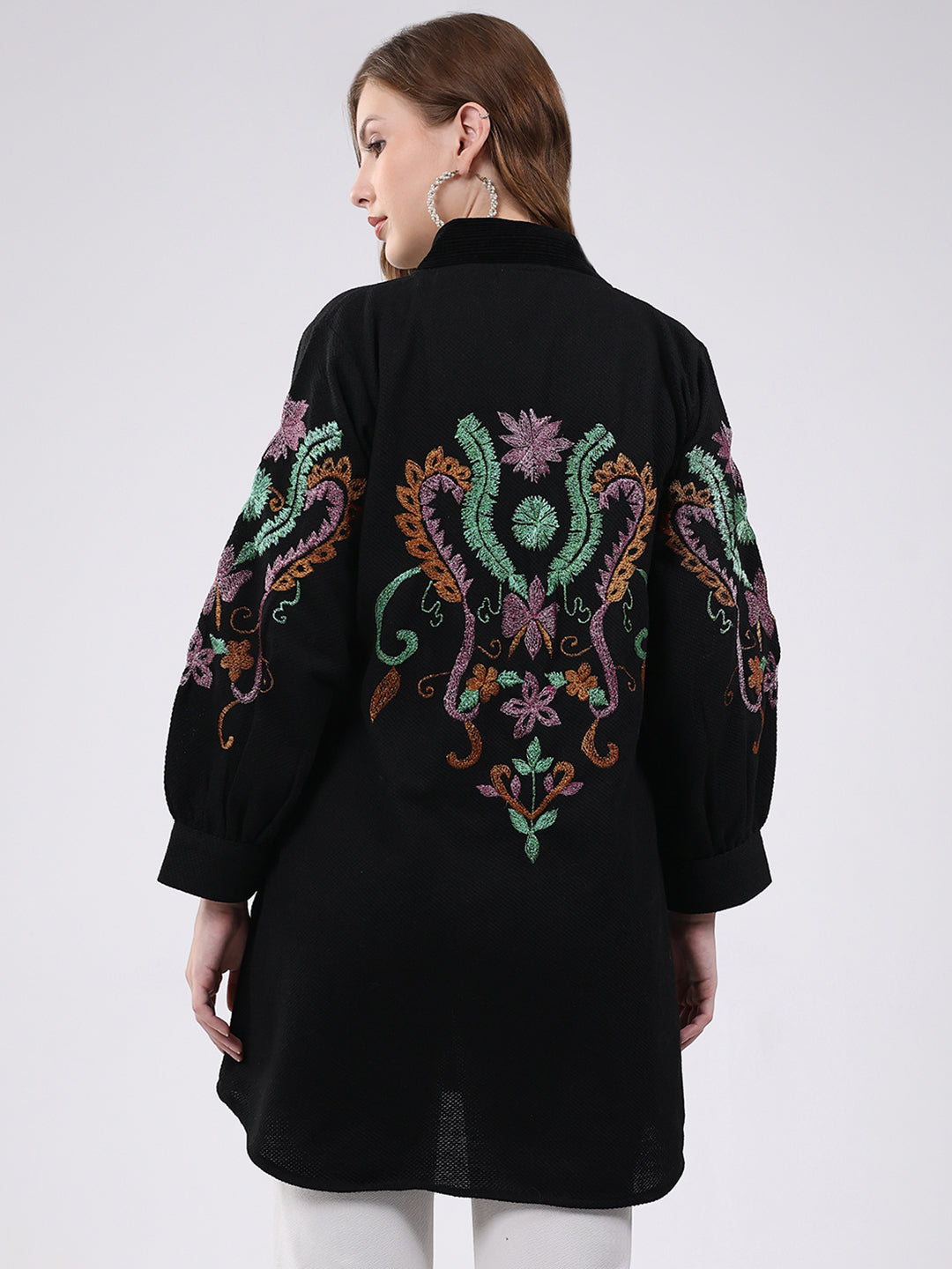 Women Black Self Design V Neck Full Sleeve Cardigan