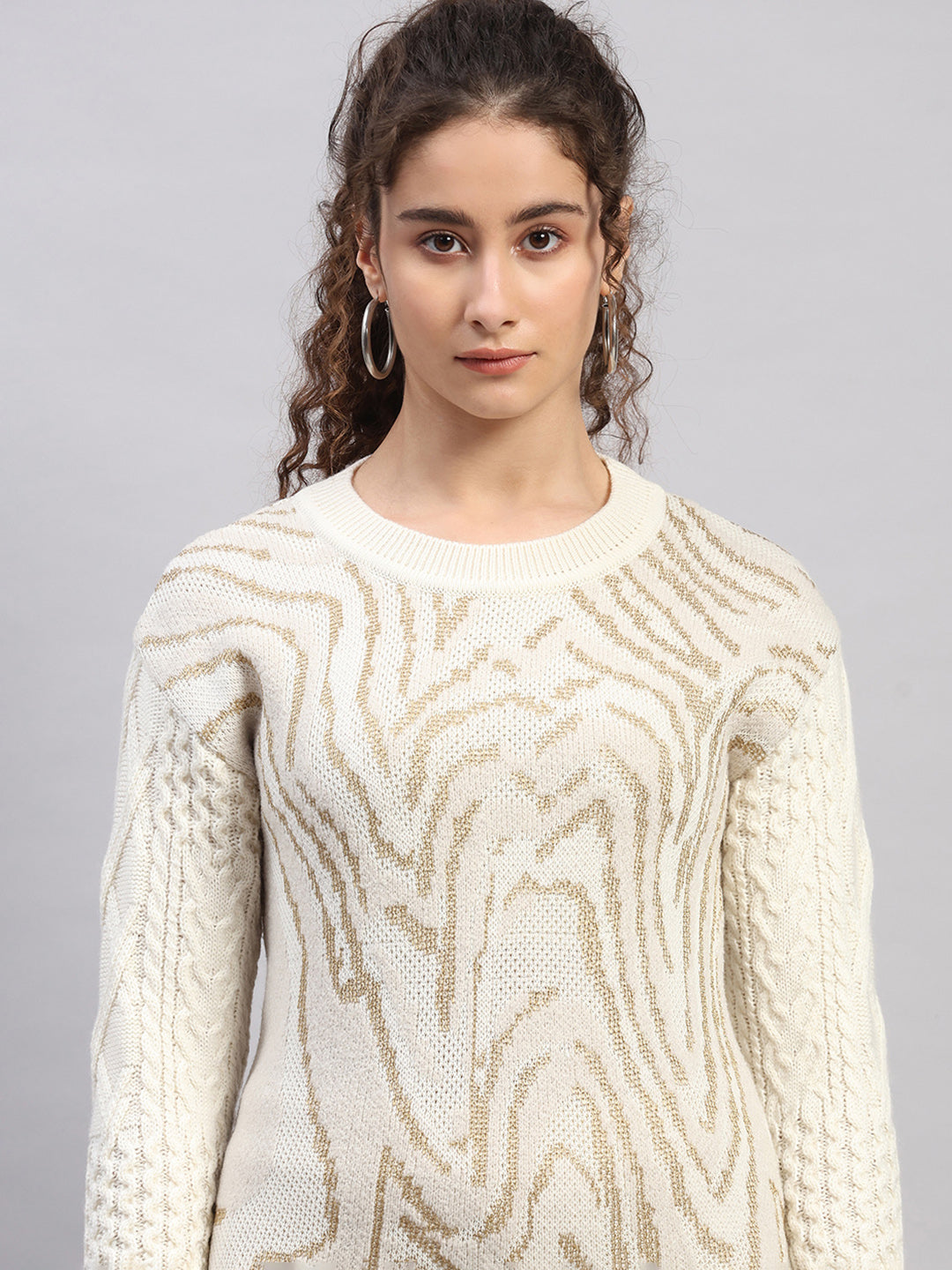 Women Off White Jaquard Round Neck Full Sleeve Cords Set