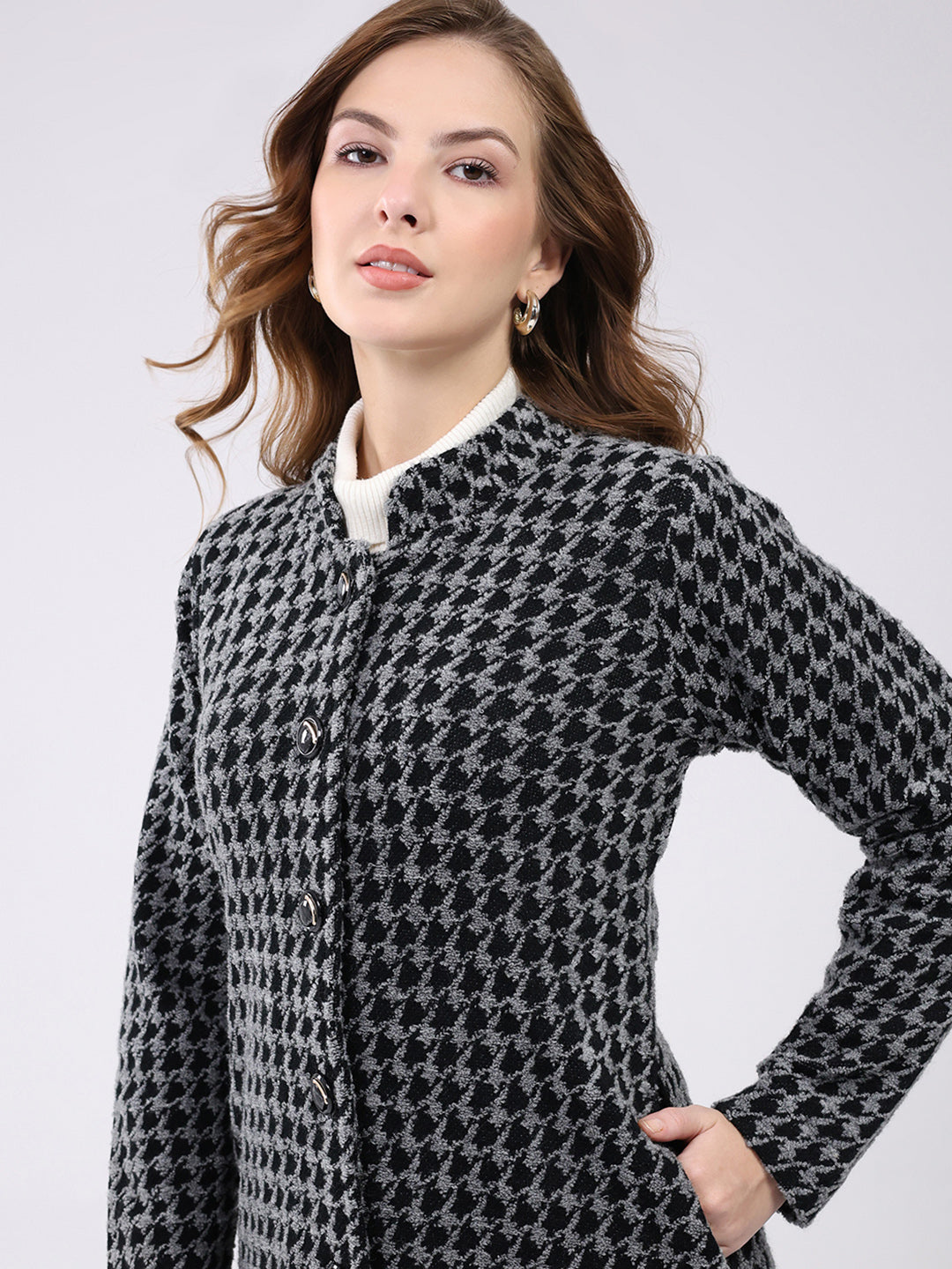 Women Black Self Design Round Neck Full Sleeve Knitted Coat