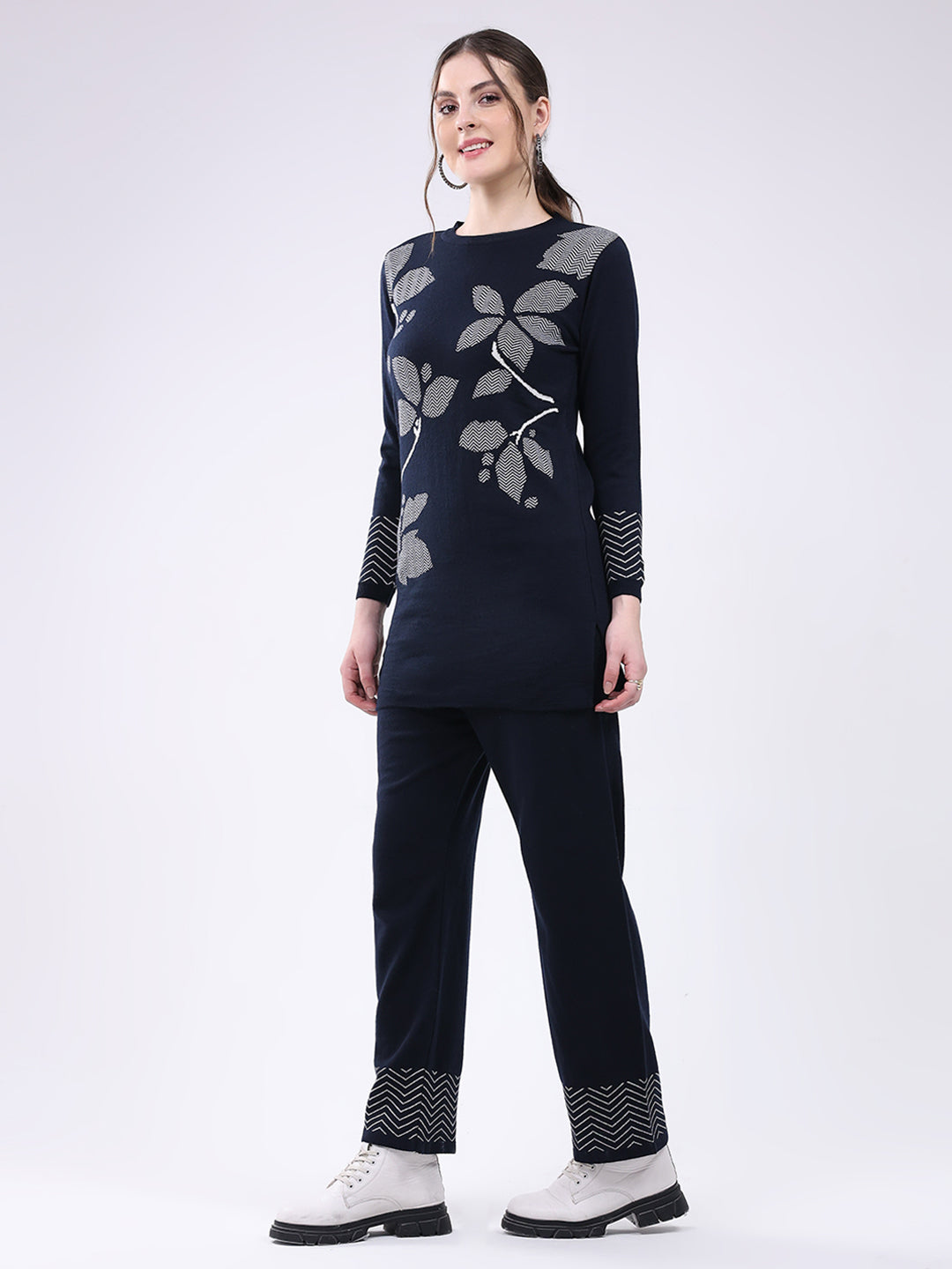 Women Navy Blue Self Design Round Neck Full Sleeve Cords Set