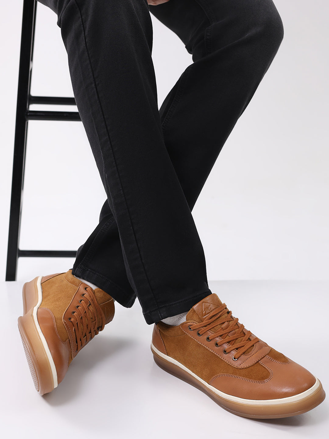 Men Tan Lace Up Genuine Leather Sneaker