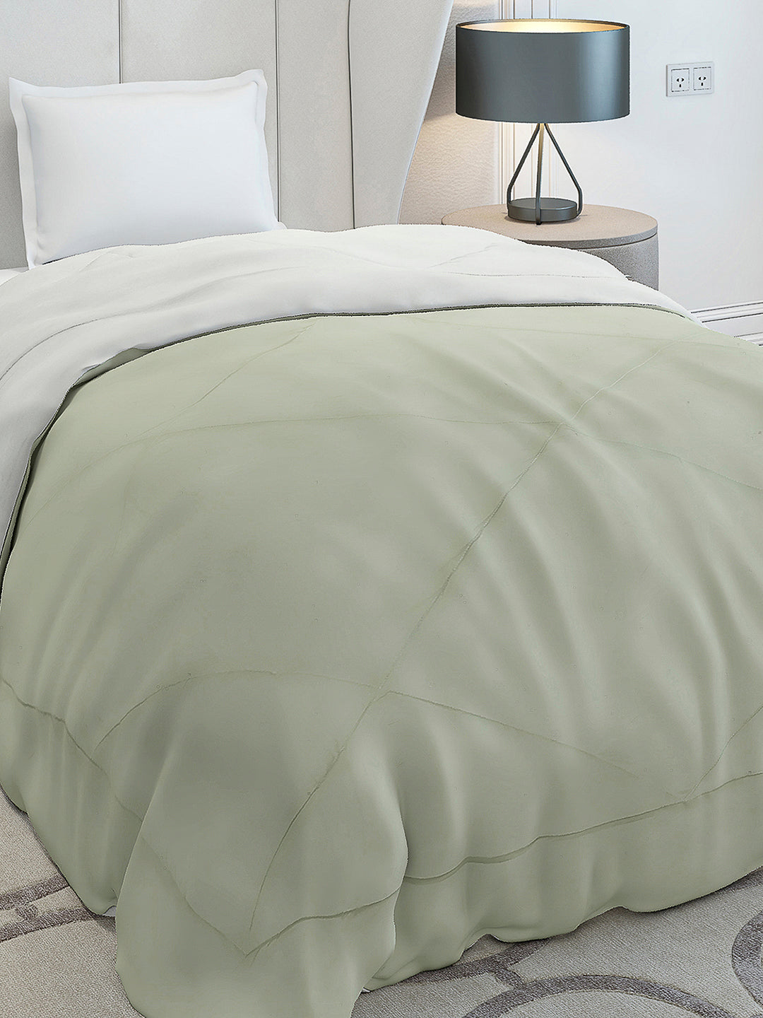 Solid Single Bed 210 GSM Comforter Ava for Mild Winter (Weight 0.9 kg)