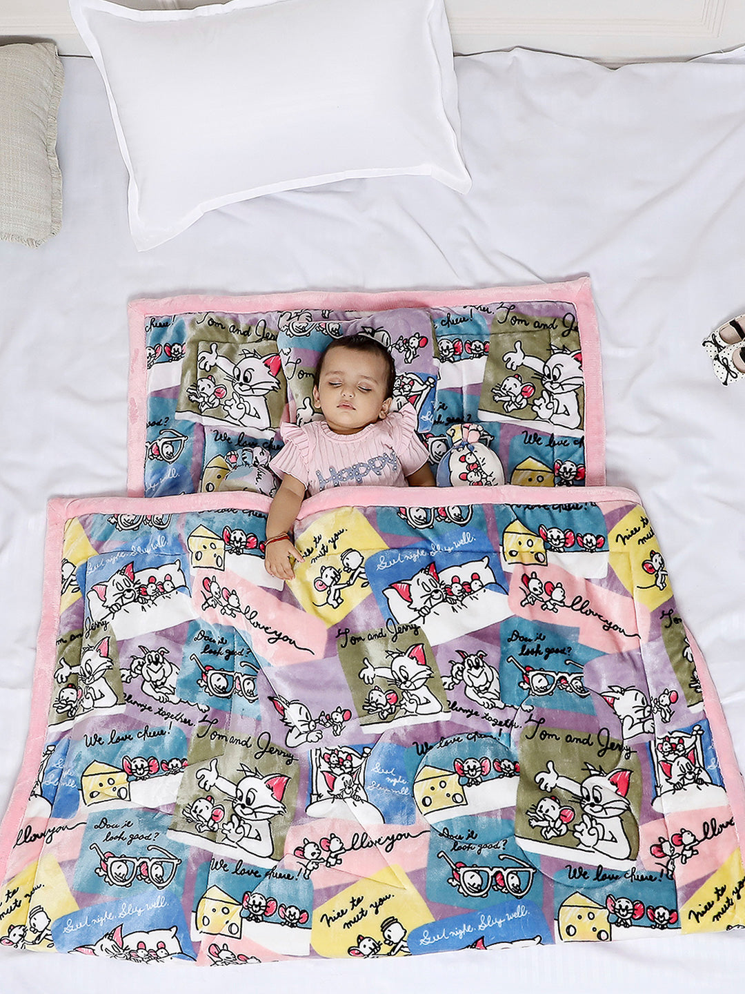 Tom and Jerry Print Plush Multicolor Baby Blanket Set with Matching Comforter, Bedsheet, Neck Pillow, and Bolsters
