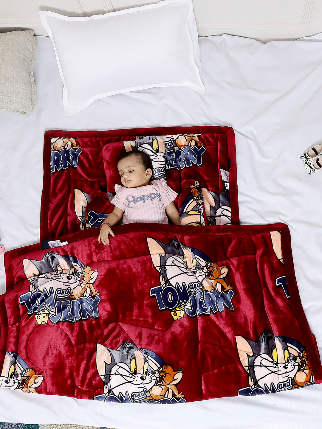 Tom and Jerry Print Velvety Red Baby Blanket Set with Matching Comforter, Bedsheet, Neck Pillow, and Bolsters
