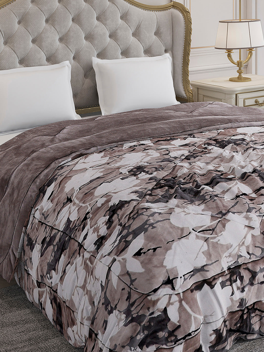 Printed Double Bed 1061 GSM Comforter for Winter - (Wisdom Gold)