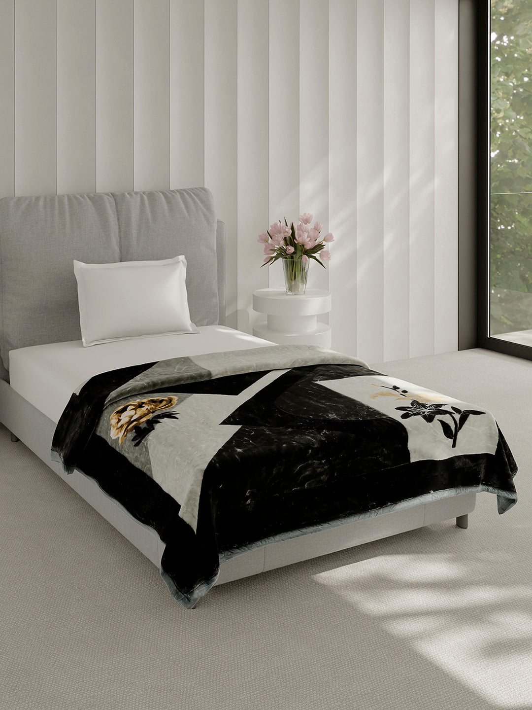 Printed Single Bed 2 Ply, 895 GSM Blanket for Heavy Winter - (Lavish Pvc)
