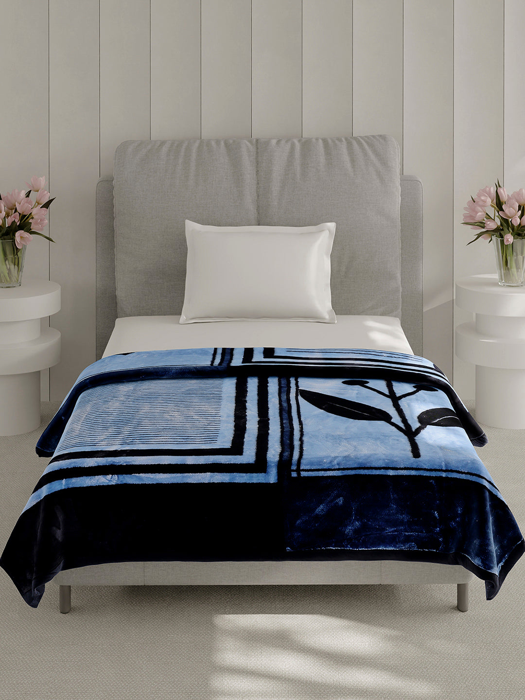 Printed Single Bed 2 Ply, 895 GSM Blanket for Heavy Winter - (Lavish Pvc)