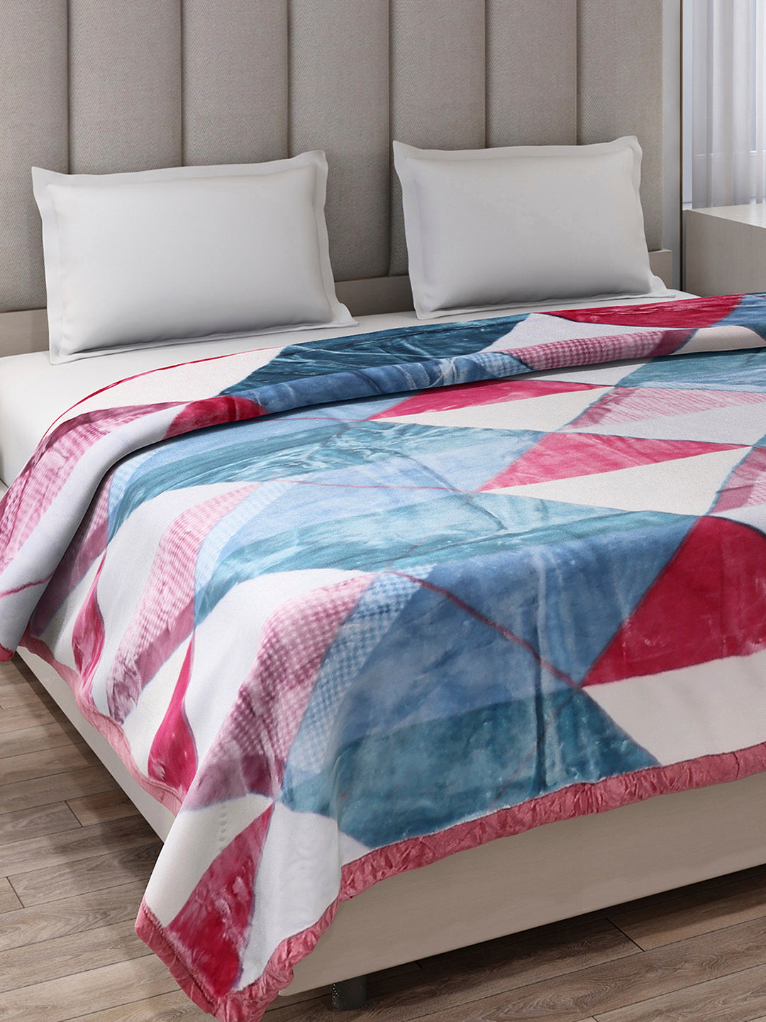 Printed Double Bed 2 Ply, 871 GSM Blanket for Heavy Winter - (Moon Valley Plus)