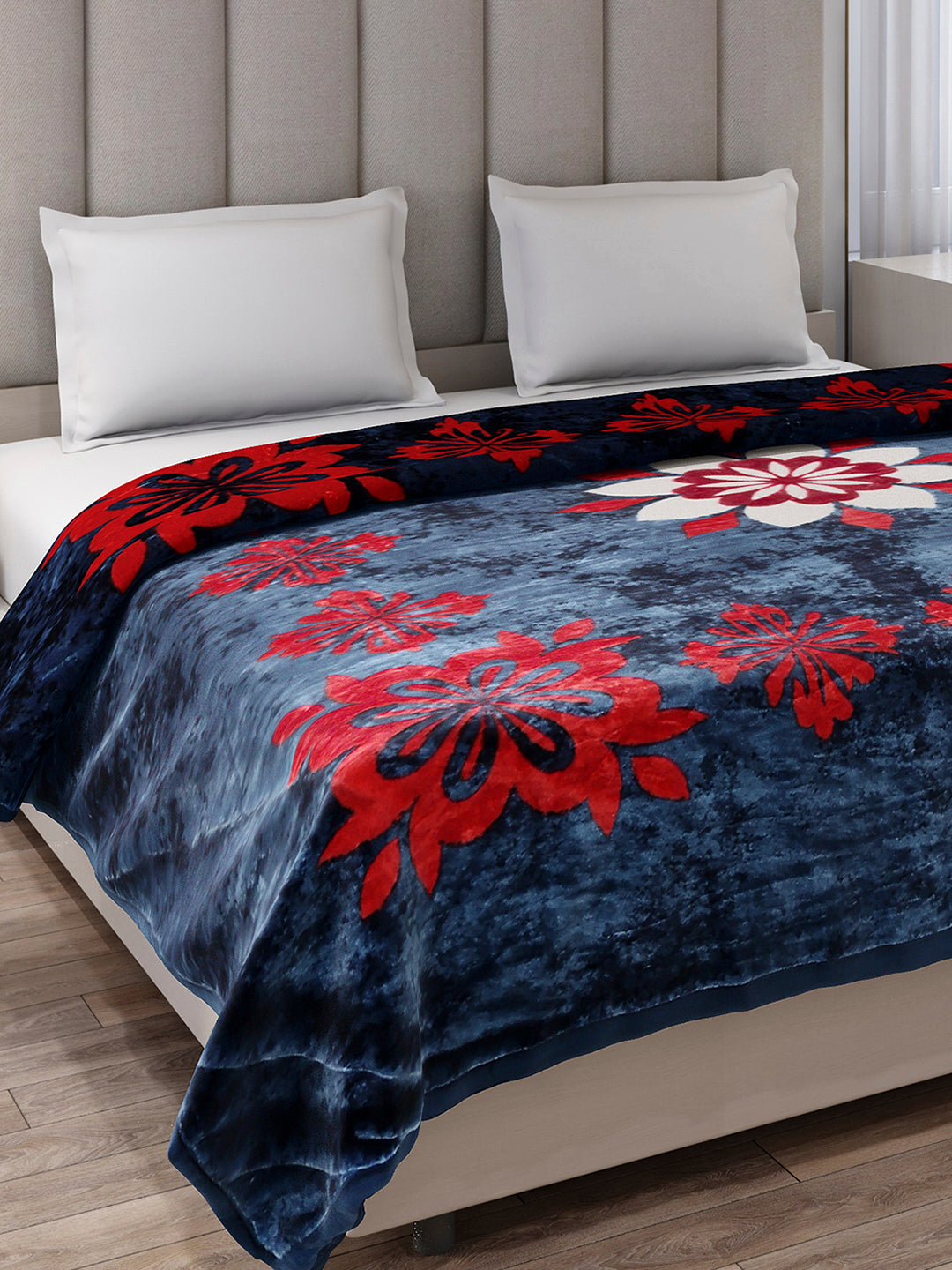 Printed Double Bed 1 Ply, 549 GSM Blanket for Mild Winter - (Roman Box)