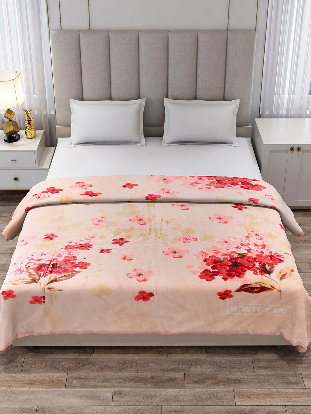Printed Double Bed 1 Ply, 530 GSM Super Soft Blanket for Mild Winter - (Roman Plus)