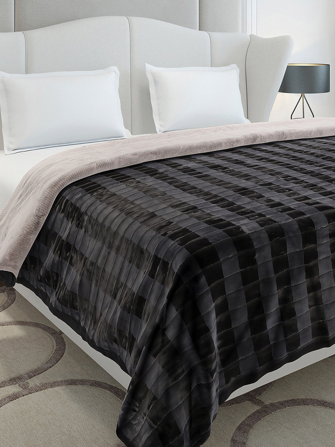 Printed Double Bed 2 Ply, 720 GSM Blanket for Heavy Winter - (Vibe Tribe)