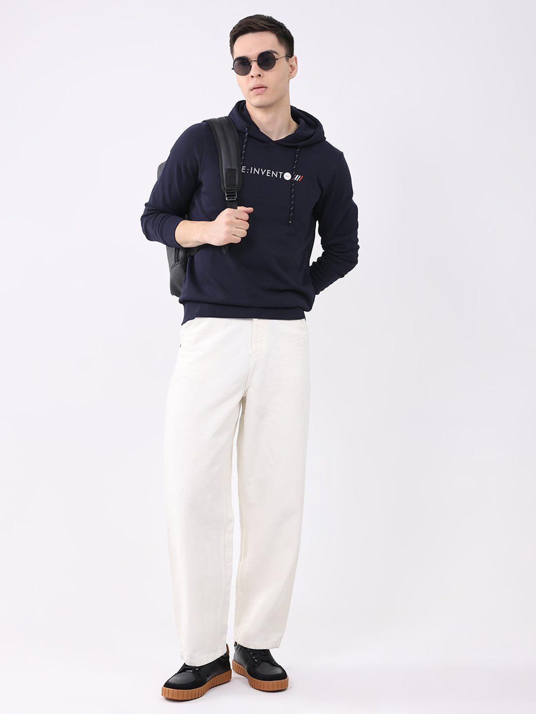 Men Navy Blue Solid Hooded Full Sleeve Sweatshirt