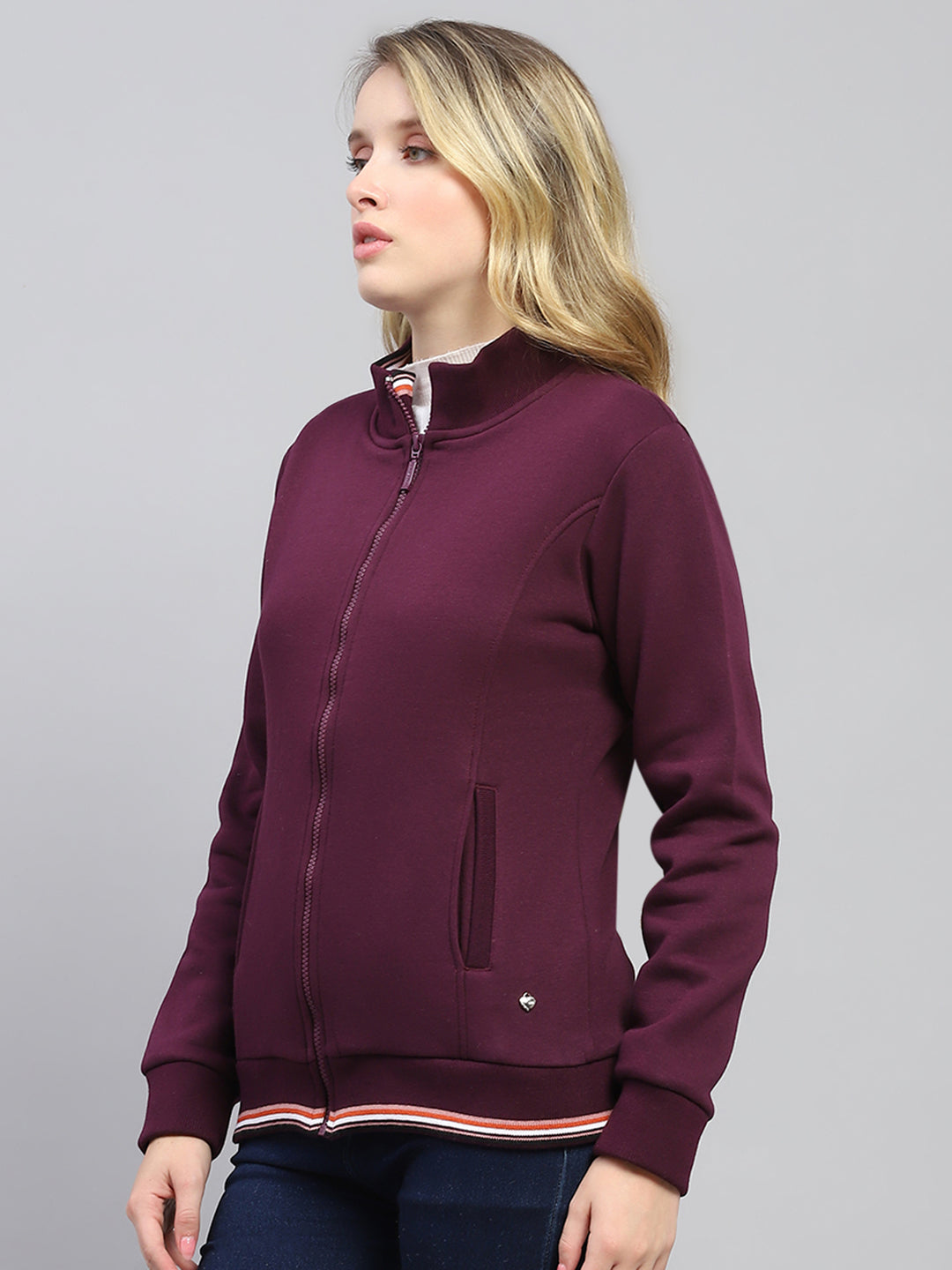 Women Maroon Solid Mock Neck Full Sleeve Sweatshirt