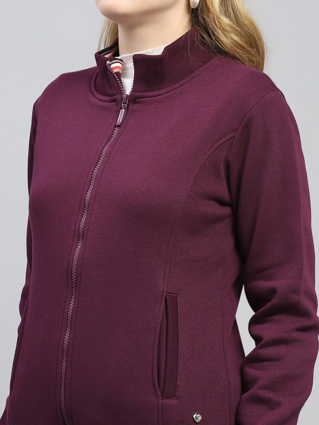 Women Maroon Solid Mock Neck Full Sleeve Sweatshirt