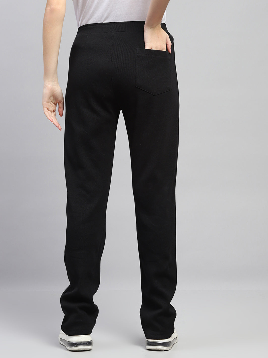 Women Black Solid Regular Fit Winter Lower