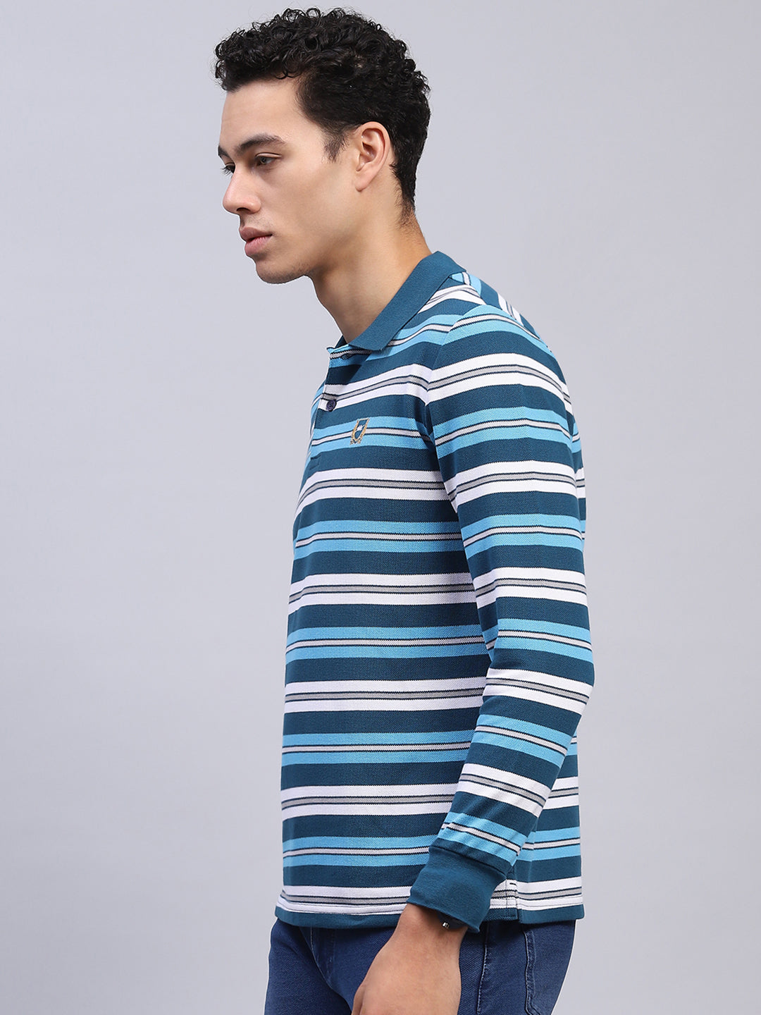 Men Blue Stripe Collar Full Sleeve Winter T-Shirt