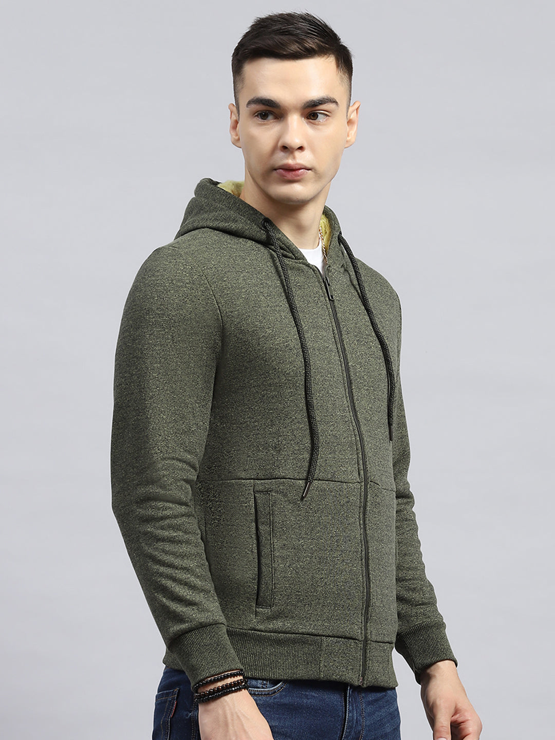 Men Green Solid Hooded Full Sleeve Sweatshirt