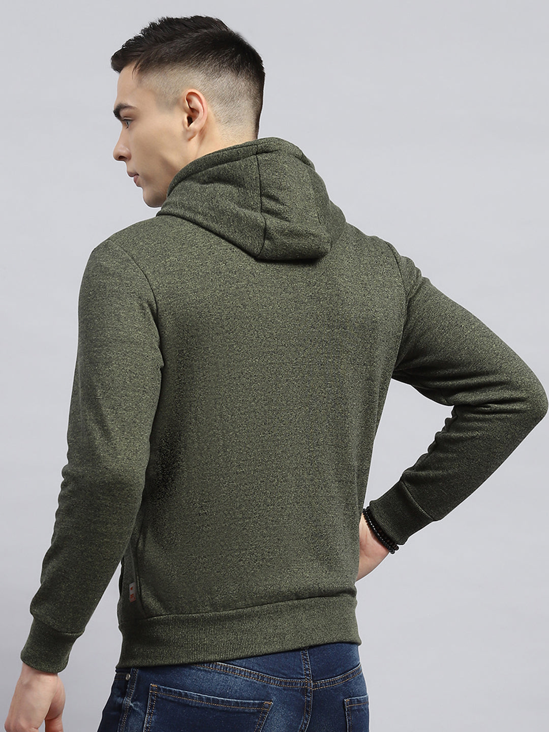 Men Green Solid Hooded Full Sleeve Sweatshirt