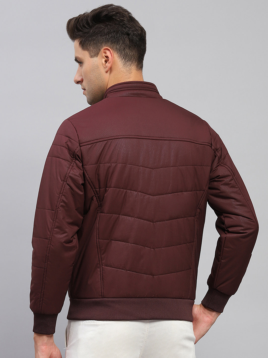 Men Maroon Solid Mock Neck Full Sleeve Jacket