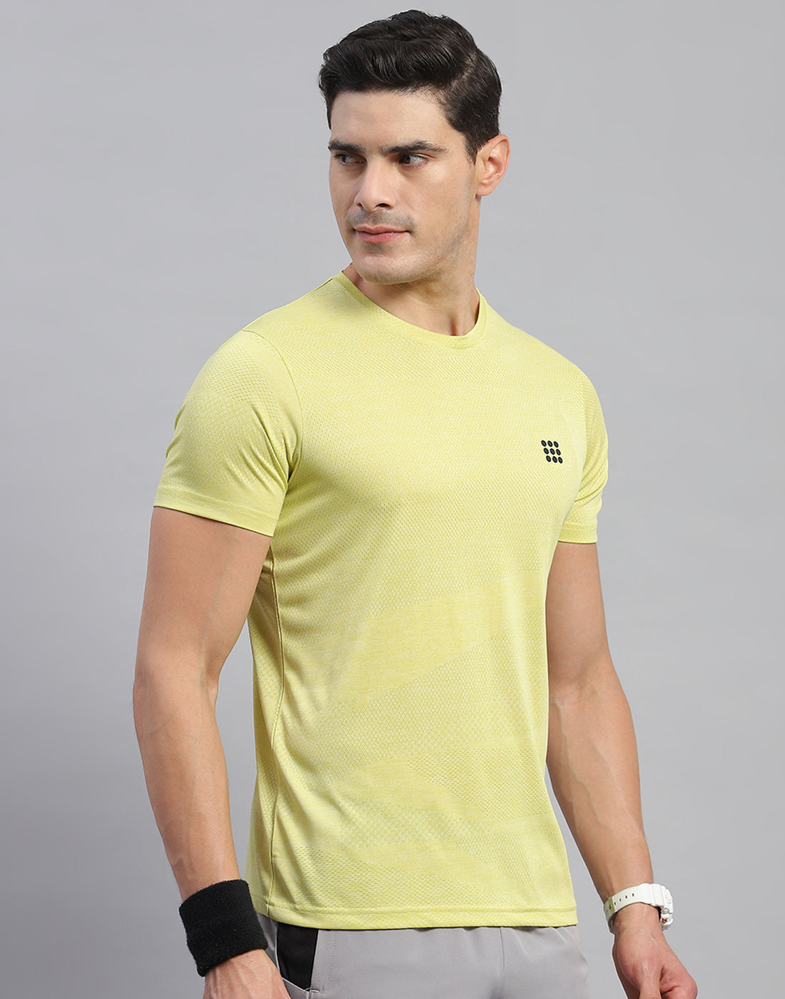 Men Yellow Self Design Round Neck Half Sleeve T-Shirt