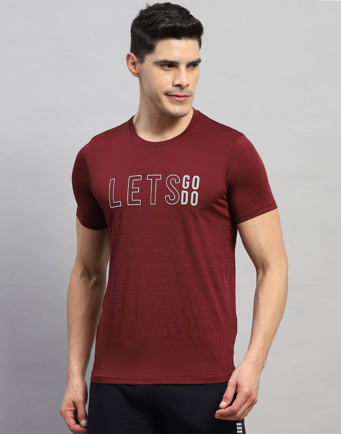 Men Maroon Self Design Round Neck Half Sleeve T-Shirt