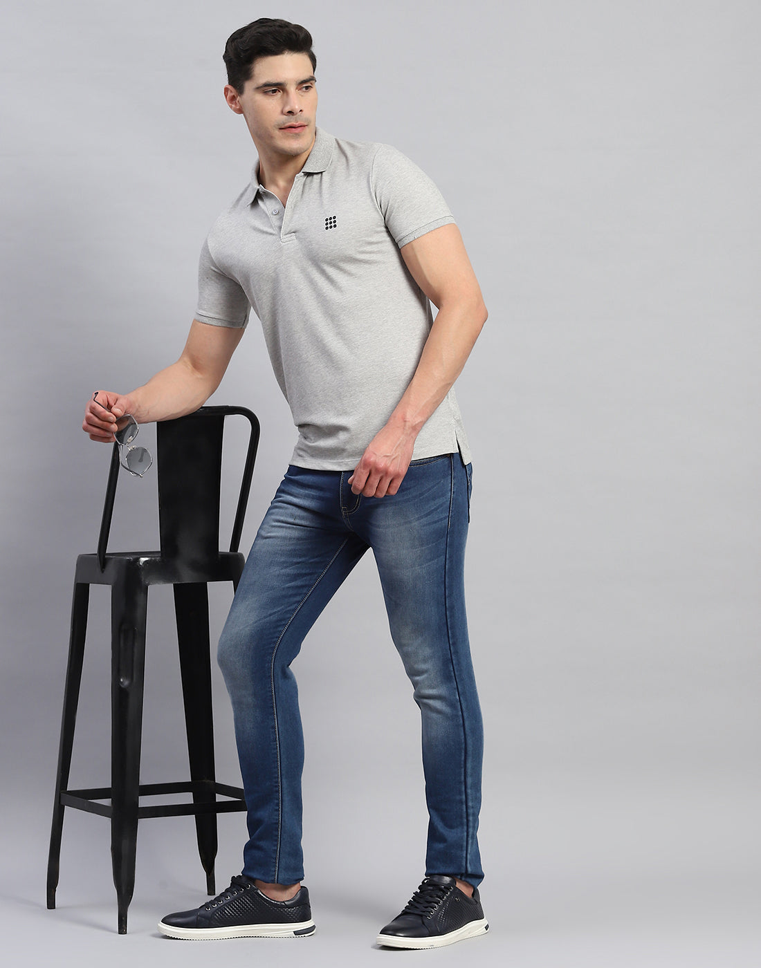 Men Grey Solid Collar Half Sleeve T-Shirt