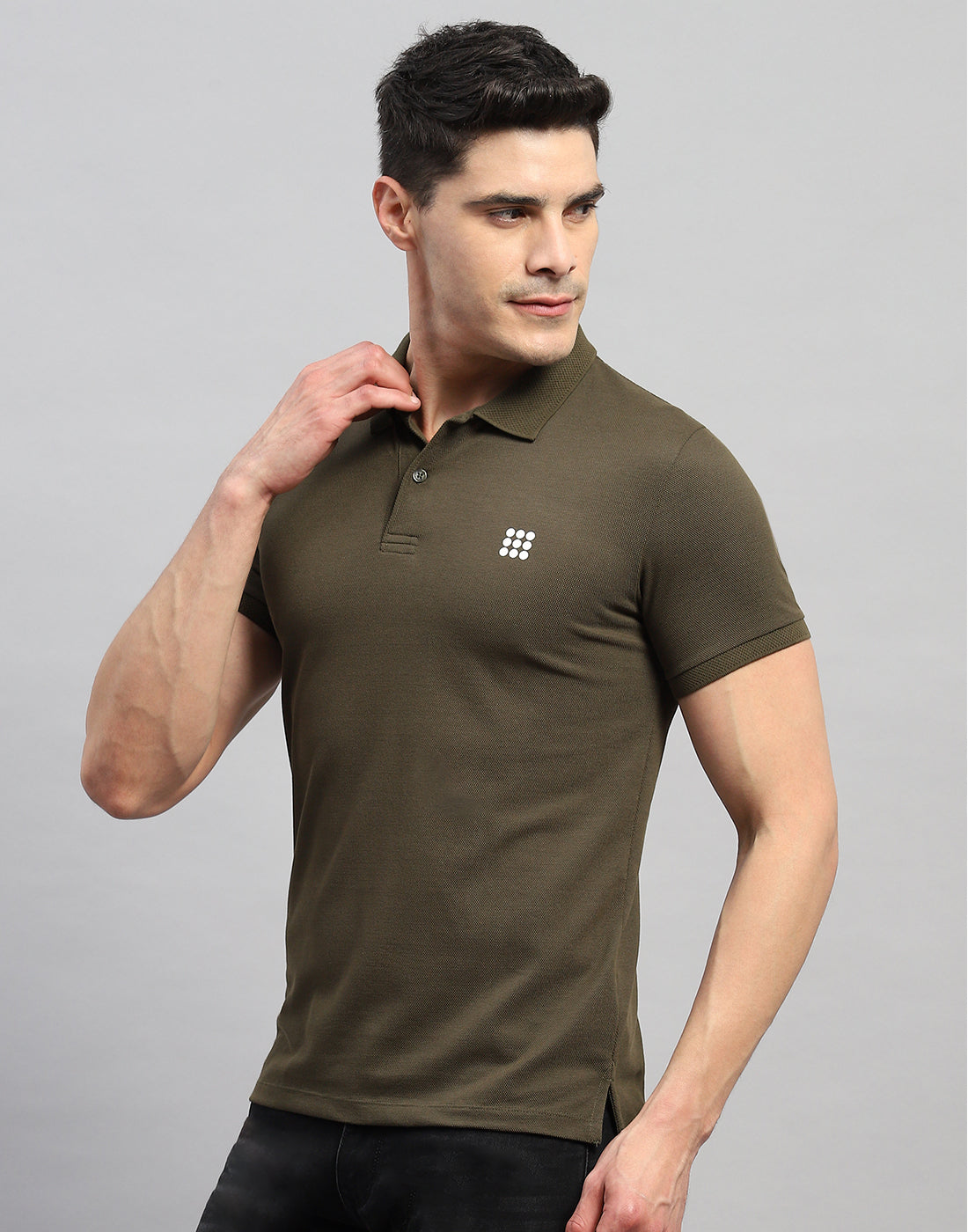Men Olive Solid Polo Collar Half Sleeve T-Shirt