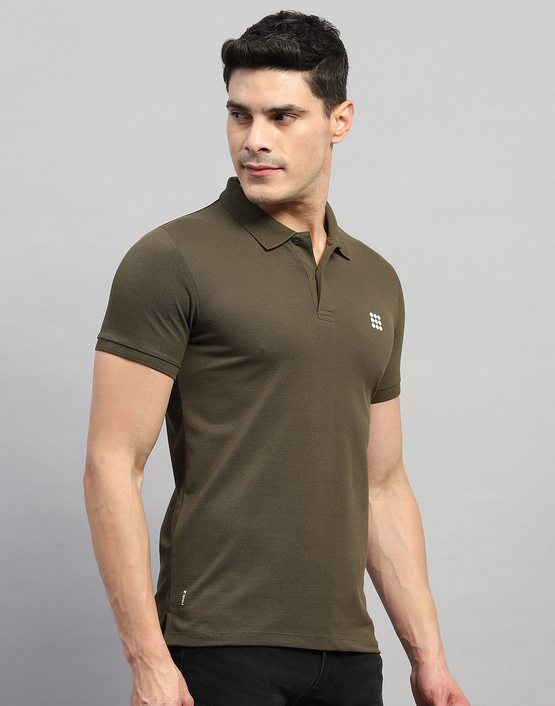 Men Olive Solid Polo Collar Half Sleeve T-Shirt