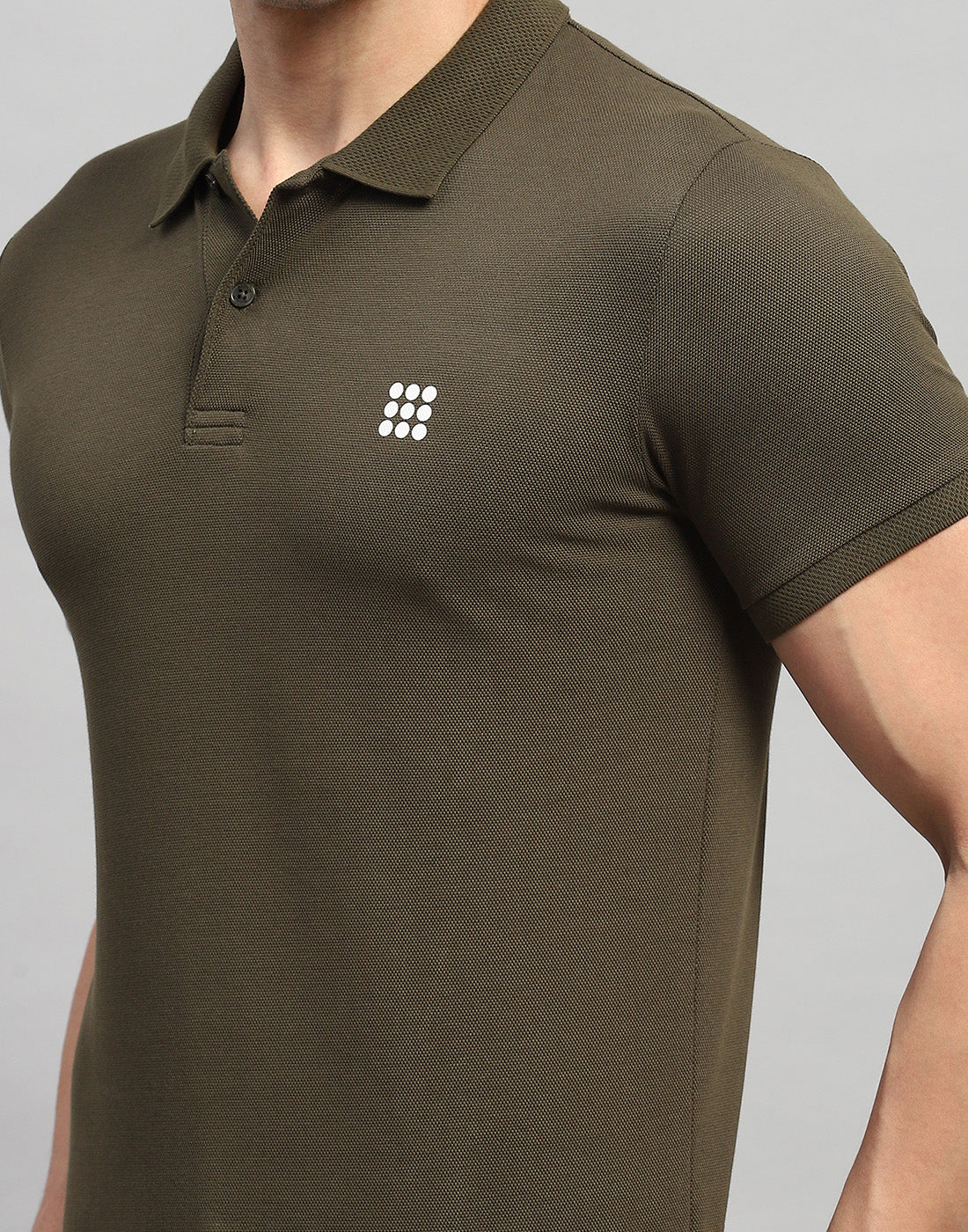 Men Olive Solid Polo Collar Half Sleeve T-Shirt
