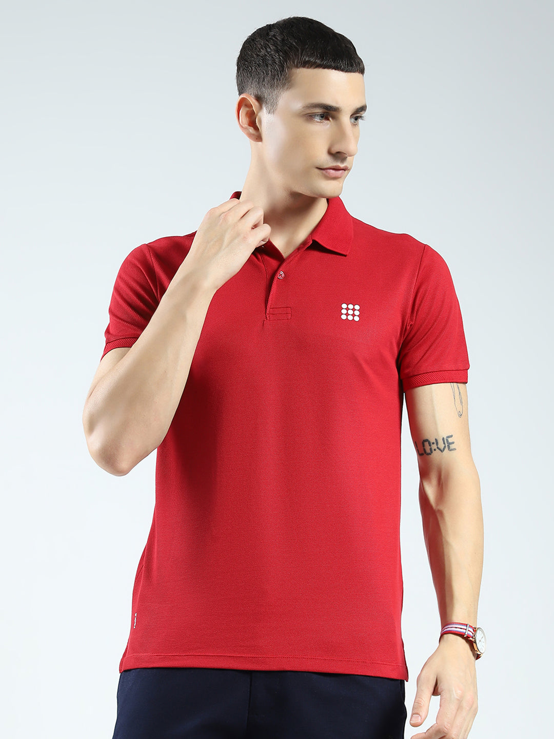 Men Maroon Solid Collar Half Sleeve T-Shirt