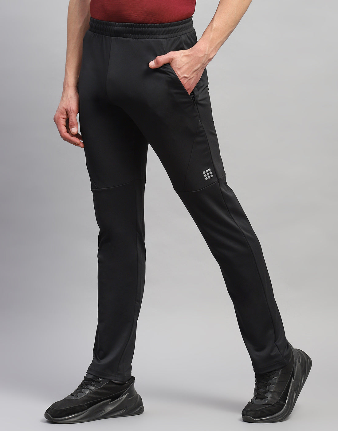 Men Black Solid Regular Fit Lower