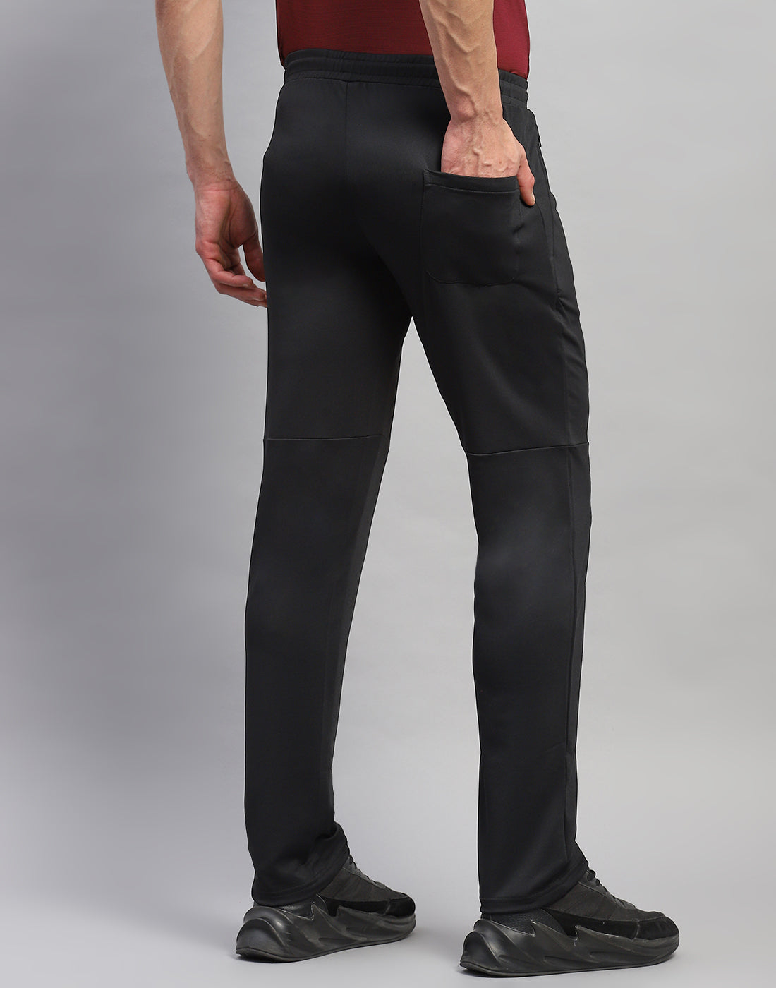 Men Black Solid Regular Fit Lower