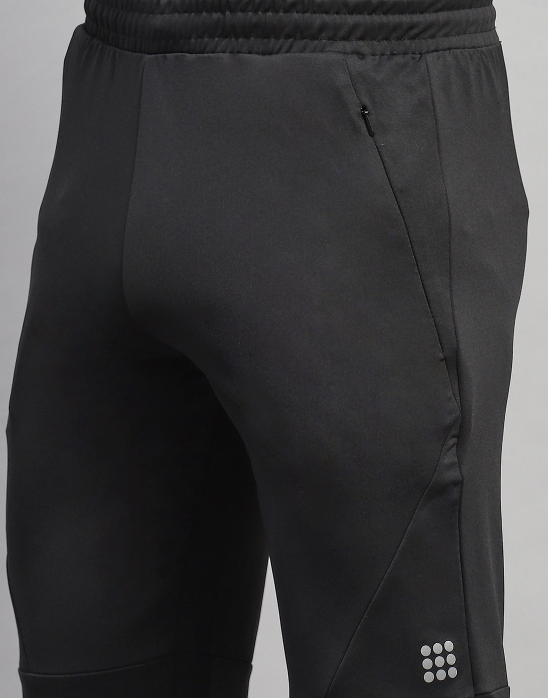 Men Black Solid Regular Fit Lower