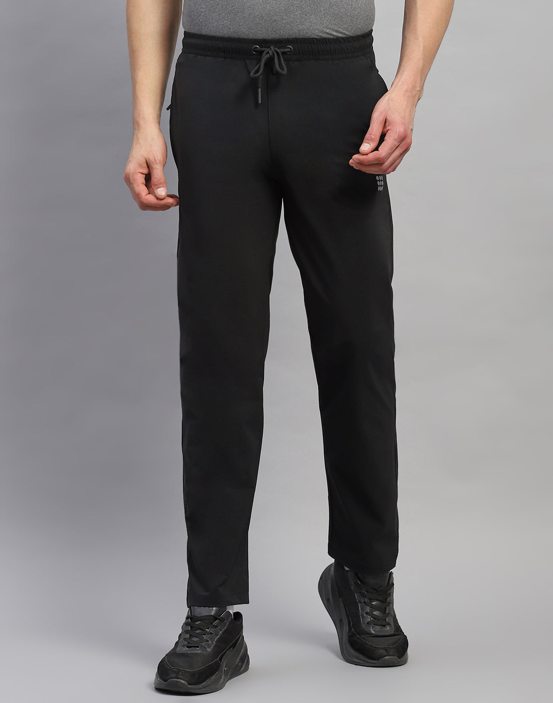 Men Black Solid Regular Fit Lower