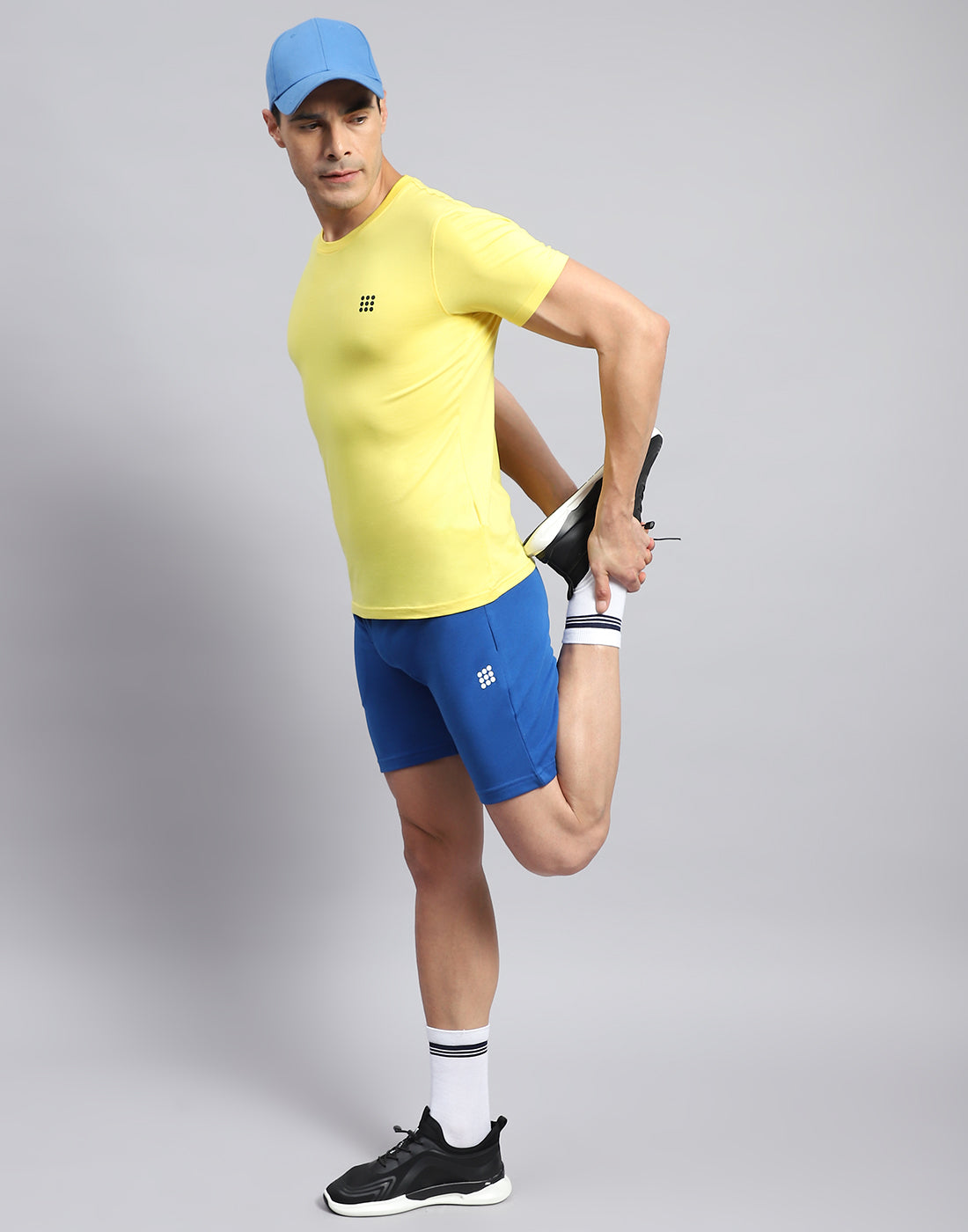 Men Royal Blue Solid Smart Fit Short
