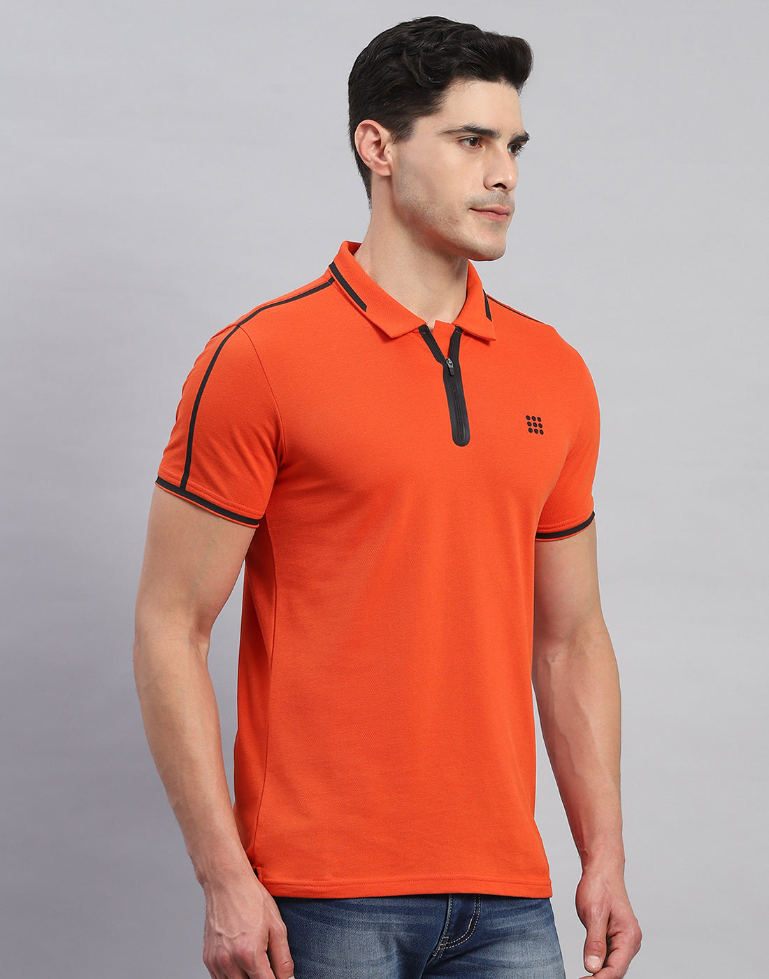 Men Rust Solid Collar Half Sleeve T-Shirt