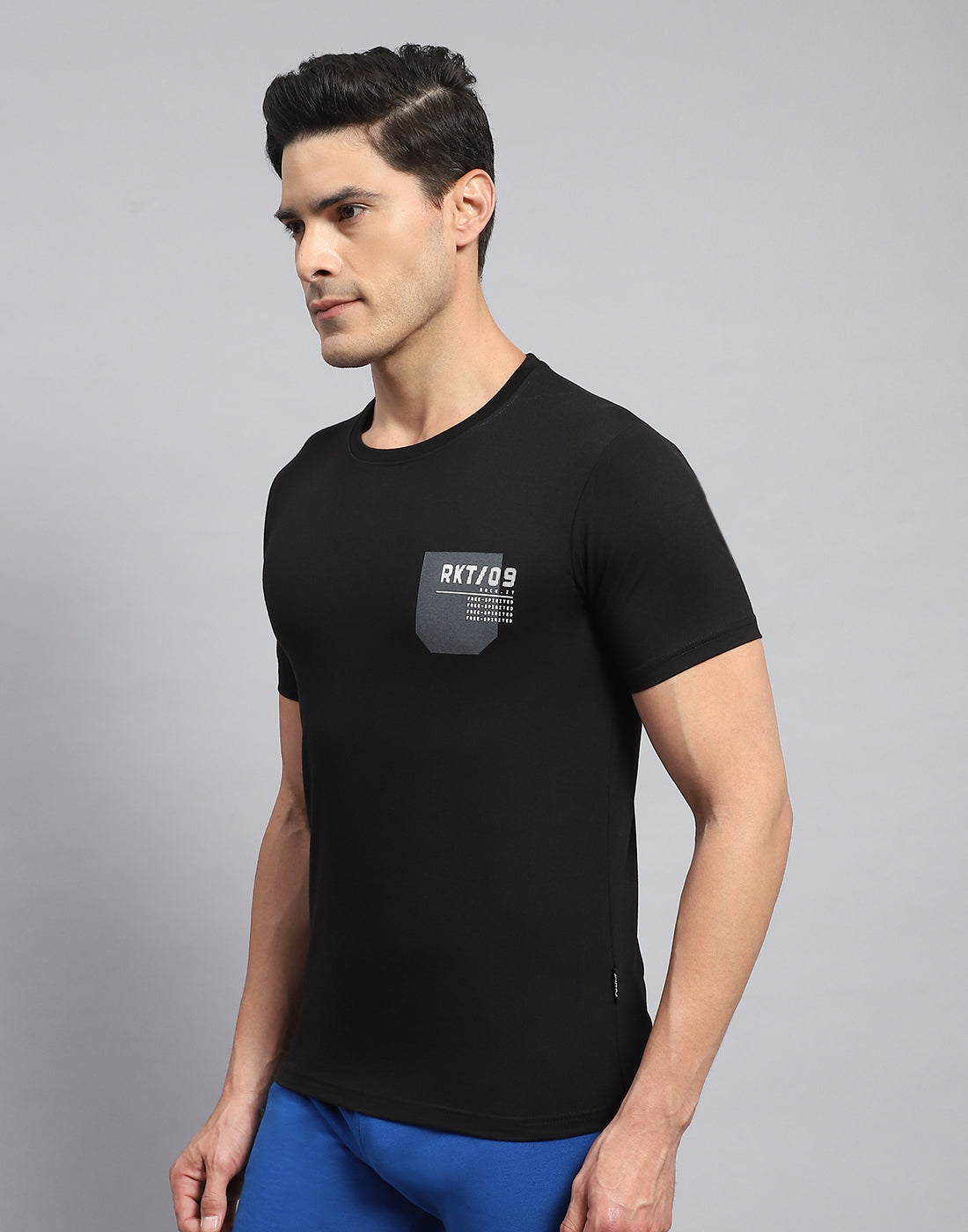 Men Black Printed Round Neck Half Sleeve T-Shirt