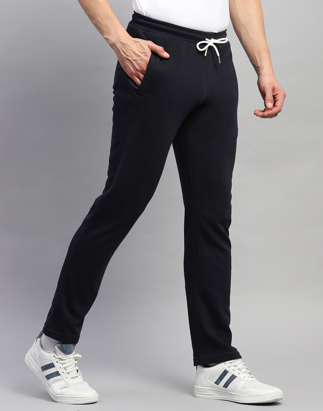 Men Navy Blue Solid Regular Fit Lower