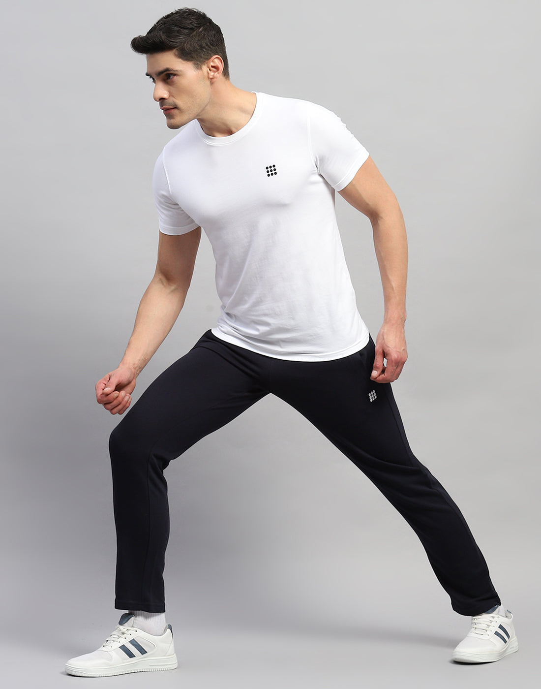 Men Navy Blue Solid Regular Fit Lower