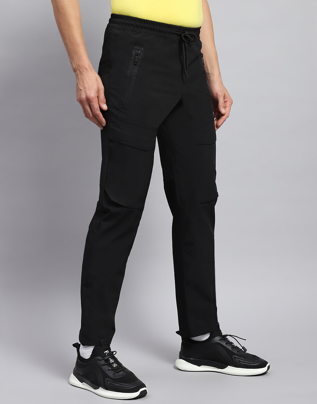 Men Black Solid Regular Fit Jogger