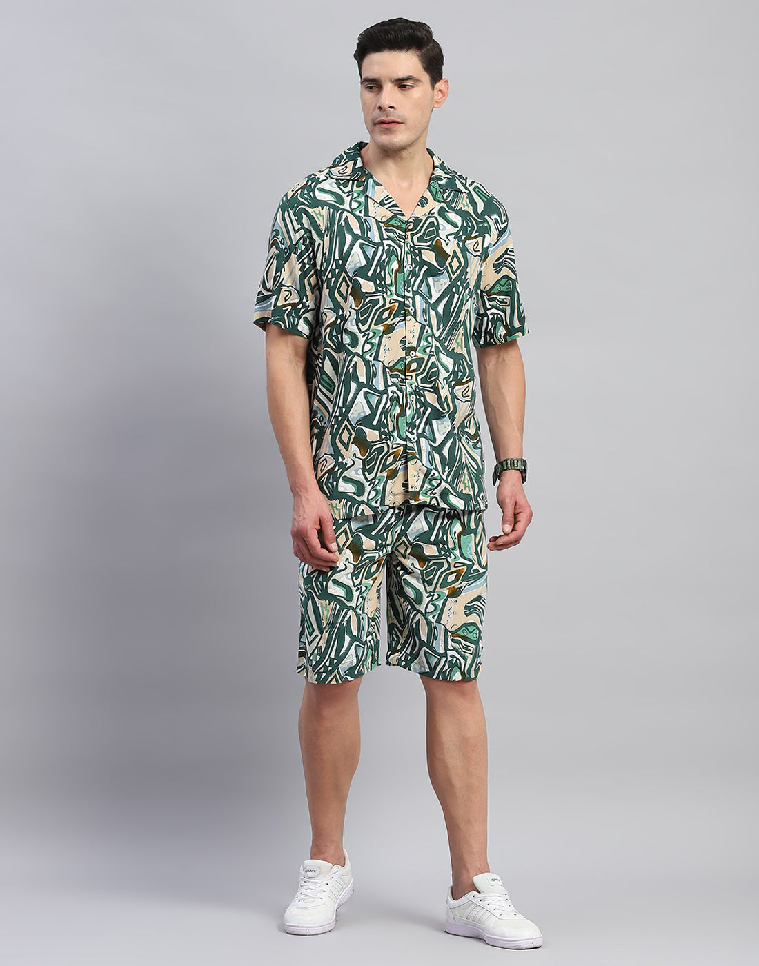 Men Green Printed Round Neck Half Sleeve Cords Set