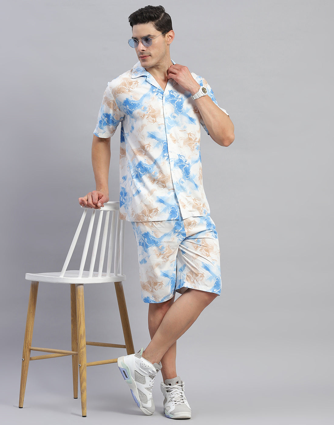 Men Blue Printed Round Neck Half Sleeve Cords Set