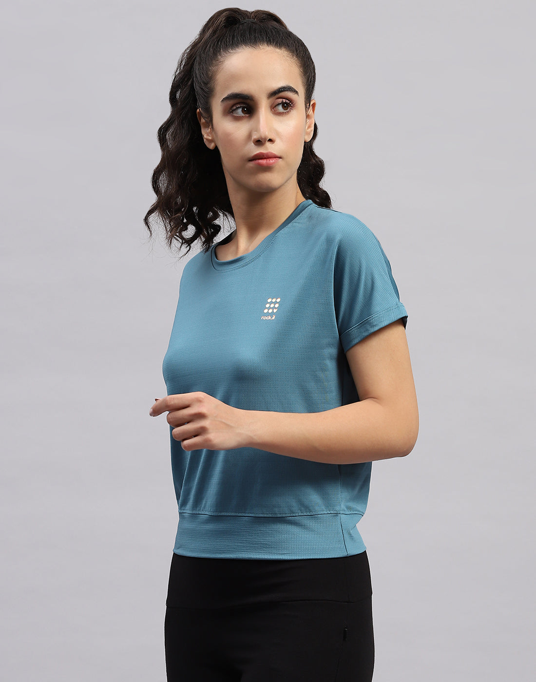 Women Turquoise Blue Solid Round Neck Half Sleeve Top