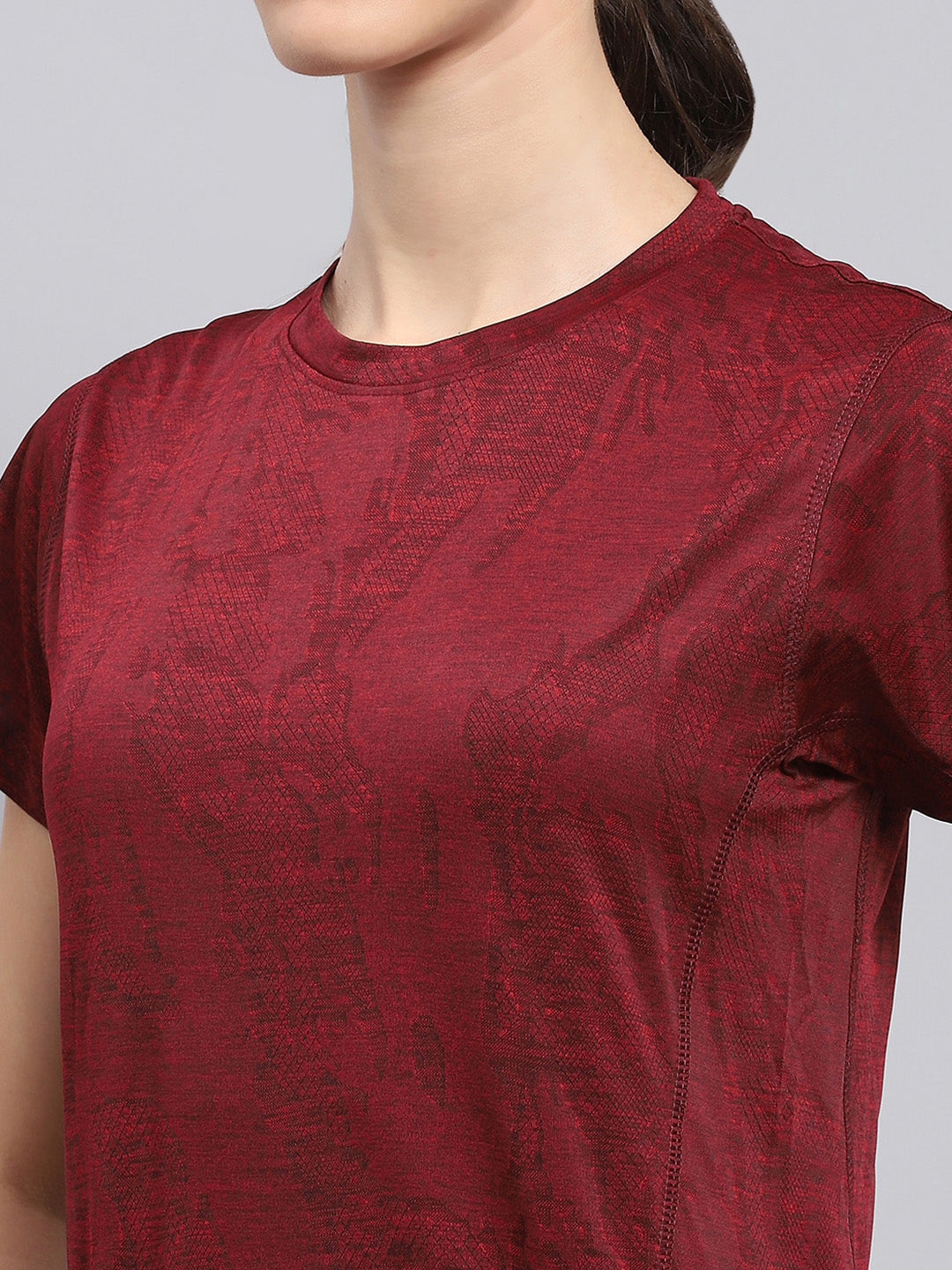 Rock.it Women Maroon Printed Round Neck Half Sleeve Top