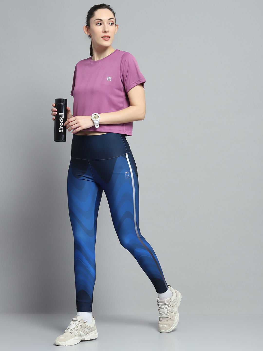 Women Purple Solid Round Neck Half Sleeve Top
