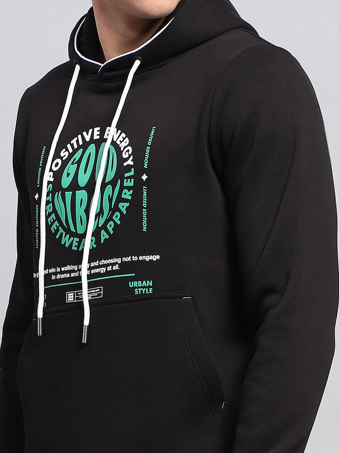 Rock.it Men Black Printed Hooded Full Sleeve Sweatshirt