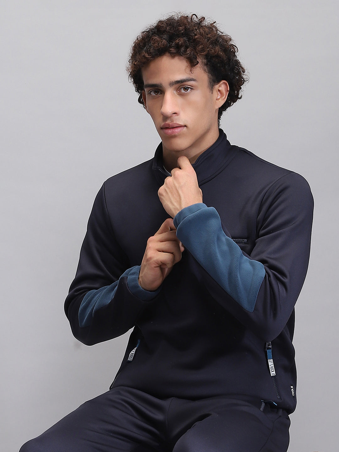 Men Navy Blue Solid Mock Neck Full Sleeve Winter Tracksuit