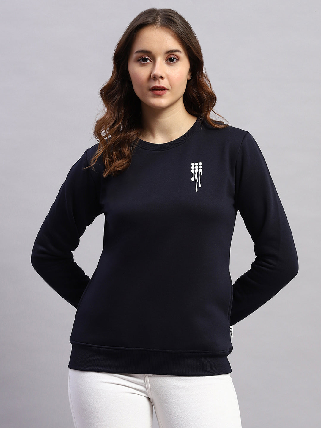Women Navy Blue Printed Round Neck Full Sleeve Sweatshirt