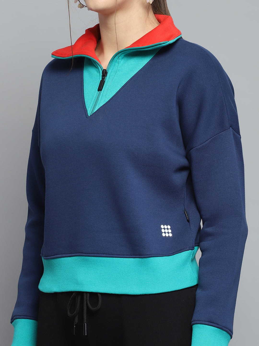 Women Blue Solid Collar Full Sleeve Sweatshirt